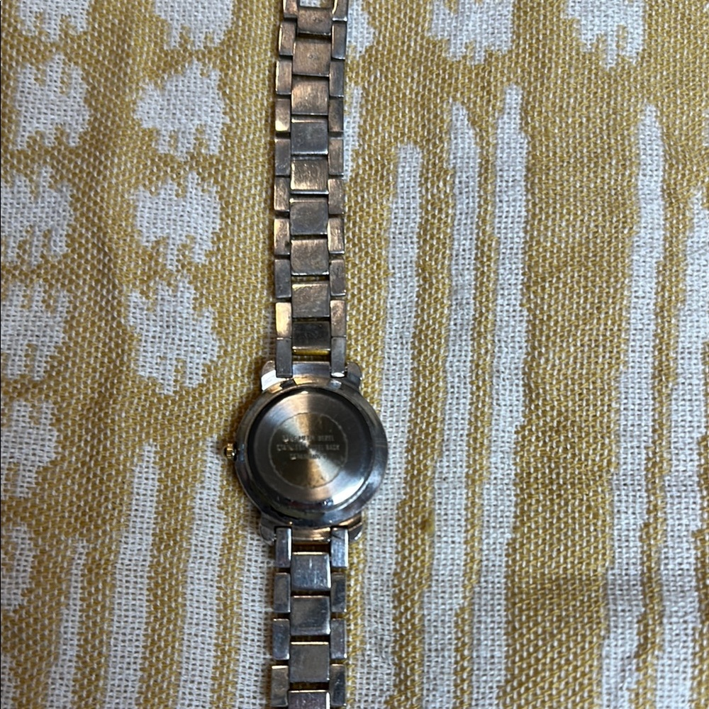 Vintage Peugeot Gold and Silver Watch - Picture 5 of 6